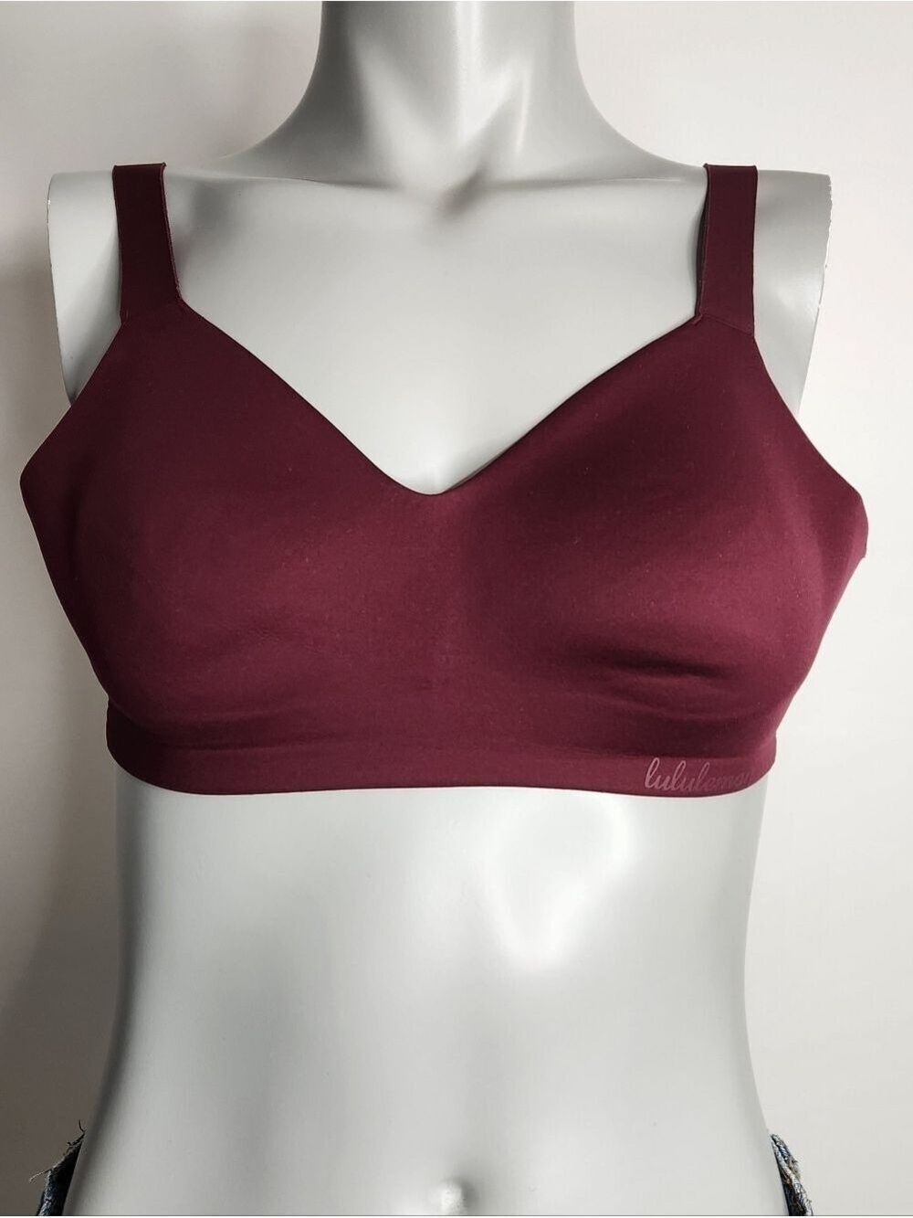 Lululemon Hold True Bra In Garnet Red Size 36B - Picture 2 of 11